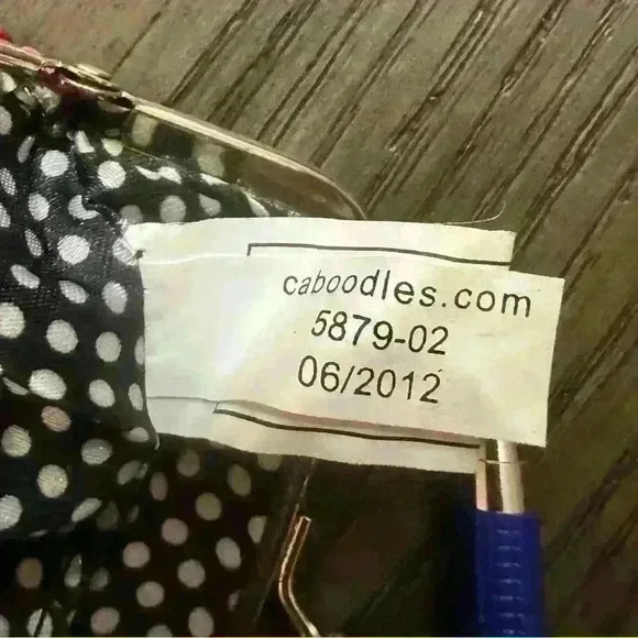 Caboodles hot pink small coin purse. Lined with black polka dots. - Picture 3 of 6